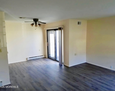453a Chesterfield Court - Photo Thumbnail 1