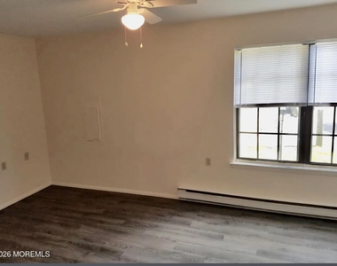 453a Chesterfield Court - Photo Thumbnail 7