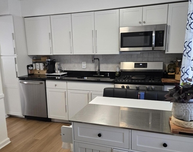 364 Westwood Avenue - Photo Thumbnail 16