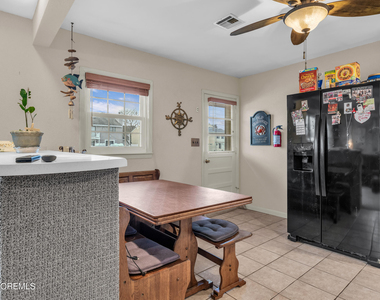 126 Royal Drive - Photo Thumbnail 9