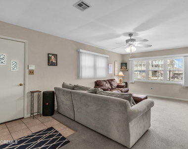 126 Royal Drive - Photo Thumbnail 4