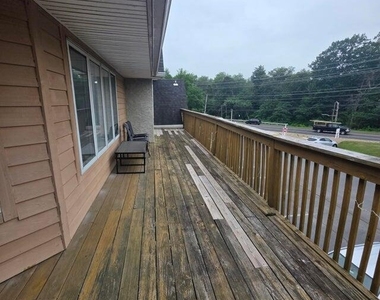 290 N Main Street - Photo Thumbnail 5