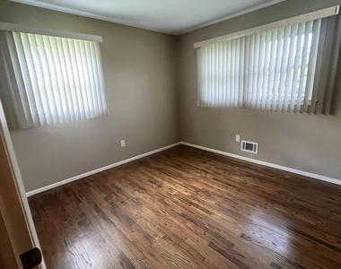 50 Morgan Road - Photo Thumbnail 18