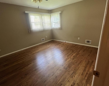 50 Morgan Road - Photo Thumbnail 20
