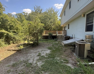 896 Anderson Road - Photo Thumbnail 14