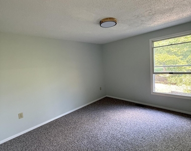 896 Anderson Road - Photo Thumbnail 29