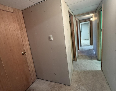 896 Anderson Road - Photo Thumbnail 48