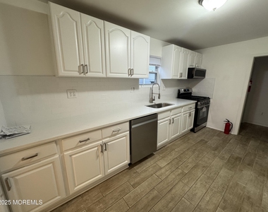 7 Braden Place - Photo Thumbnail 5