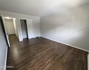 55 Terrace Avenue - Photo Thumbnail 6