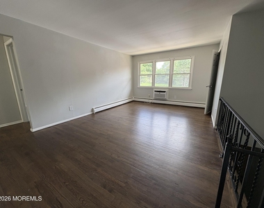 55 Terrace Avenue - Photo Thumbnail 1