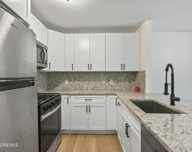 107 Westchester Drive - Photo Thumbnail 10