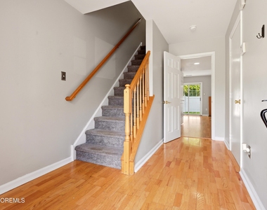 5 Alexandra Court - Photo Thumbnail 2