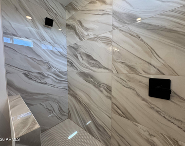 185 Sugarloaf Street - Photo Thumbnail 7