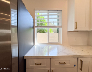 185 Sugarloaf Street - Photo Thumbnail 22