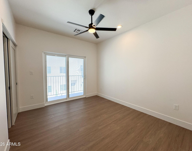 185 Sugarloaf Street - Photo Thumbnail 14
