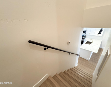 185 Sugarloaf Street - Photo Thumbnail 18