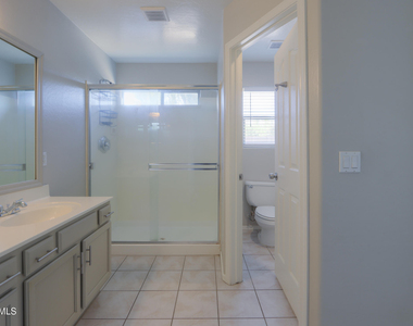 43610 W Bedford Drive - Photo Thumbnail 25