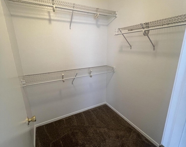 45143 W Woody Road - Photo Thumbnail 27