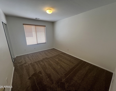 45143 W Woody Road - Photo Thumbnail 23