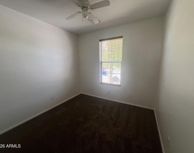 45143 W Woody Road - Photo Thumbnail 6