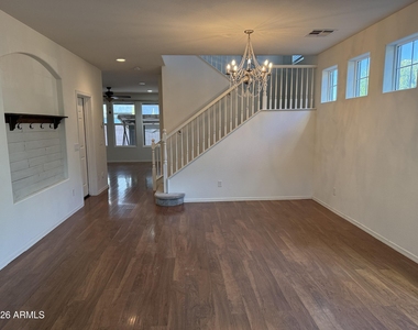 3446 E Mesquite Street - Photo Thumbnail 2