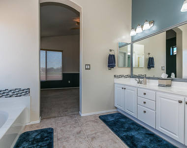 3531 N Paseo Del Sol -- - Photo Thumbnail 19