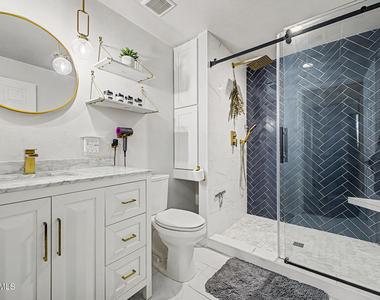 3302 N 7th Street - Photo Thumbnail 11