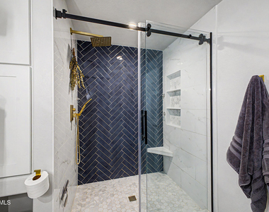 3302 N 7th Street - Photo Thumbnail 12