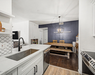 3302 N 7th Street - Photo Thumbnail 8
