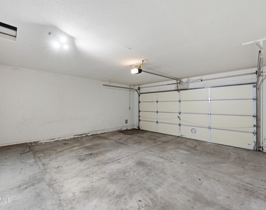 10469 W Granada Road - Photo Thumbnail 20