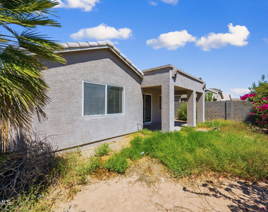 10469 W Granada Road - Photo Thumbnail 22