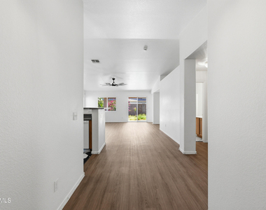 10469 W Granada Road - Photo Thumbnail 1