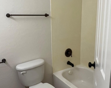6941 E Snowdon Street - Photo Thumbnail 14