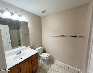 9430 E Jan Avenue - Photo Thumbnail 14