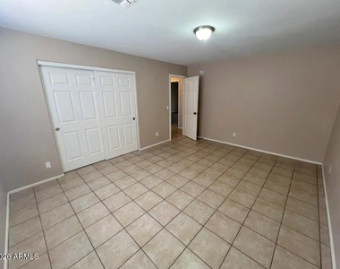 9430 E Jan Avenue - Photo Thumbnail 10