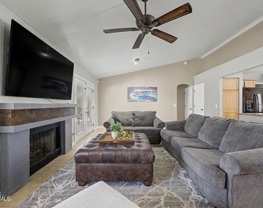 16220 N 62nd Lane - Photo Thumbnail 34