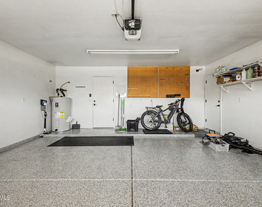 16220 N 62nd Lane - Photo Thumbnail 24