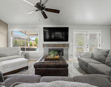 16220 N 62nd Lane - Photo Thumbnail 35