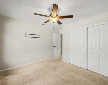16220 N 62nd Lane - Photo Thumbnail 20
