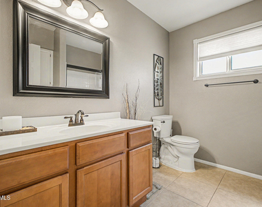 16220 N 62nd Lane - Photo Thumbnail 21