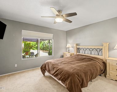 16220 N 62nd Lane - Photo Thumbnail 11