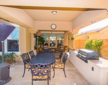 12158 W Lone Tree Trail - Photo Thumbnail 3