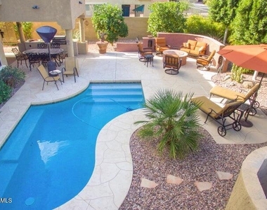 12158 W Lone Tree Trail - Photo Thumbnail 1