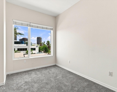 2302 N Central Avenue - Photo Thumbnail 26