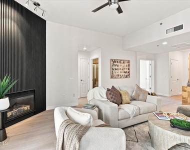 2302 N Central Avenue - Photo Thumbnail 3