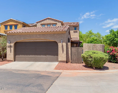 21125 W Elm Way - Photo Thumbnail 31