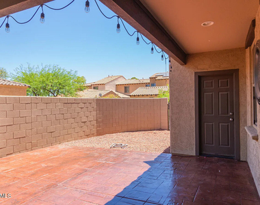 21125 W Elm Way - Photo Thumbnail 29