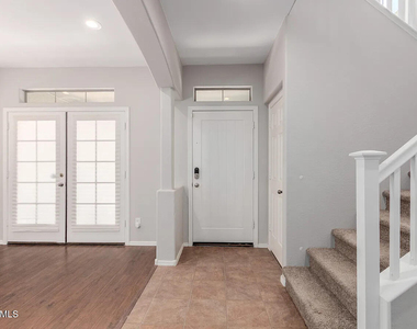 21125 W Elm Way - Photo Thumbnail 3