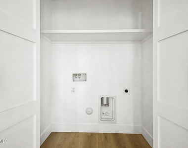 920 E Pasadena Avenue - Photo Thumbnail 25