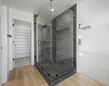 920 E Pasadena Avenue - Photo Thumbnail 20